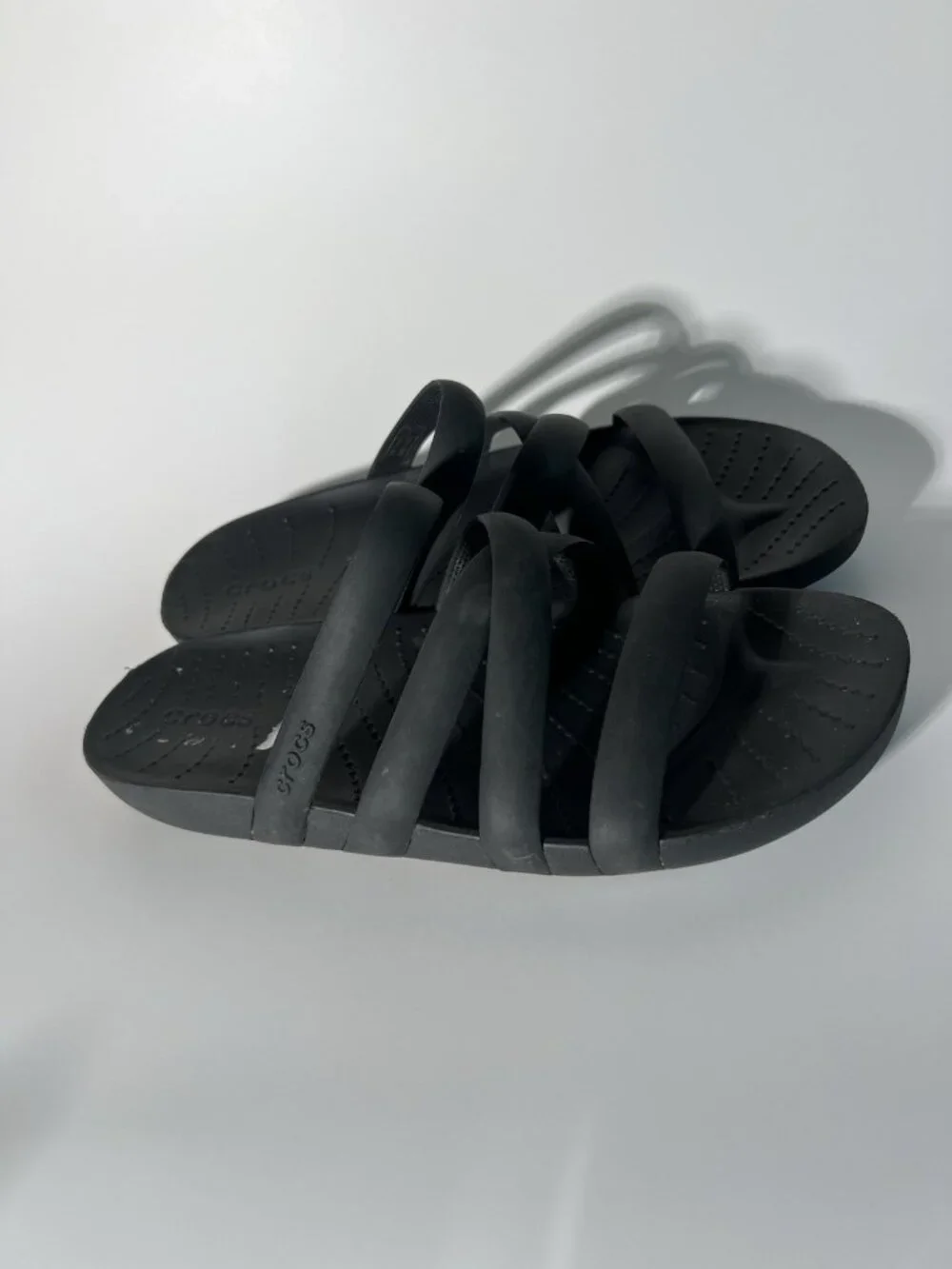 CROCS Patricia Black Sandal Flip Flop Womens Size 8 Comfy Travel Beach - Picture 6 of 16